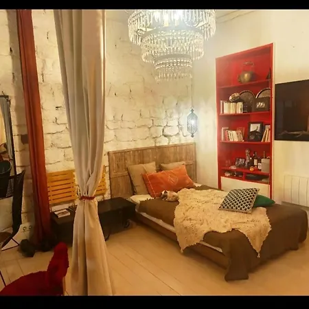 Unique 150m2 Artist Paris