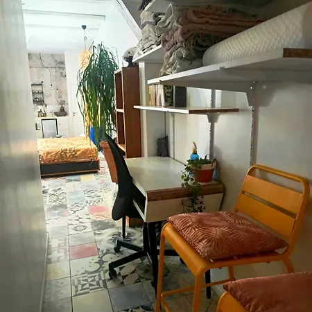 Unique 150m2 Artist 4*