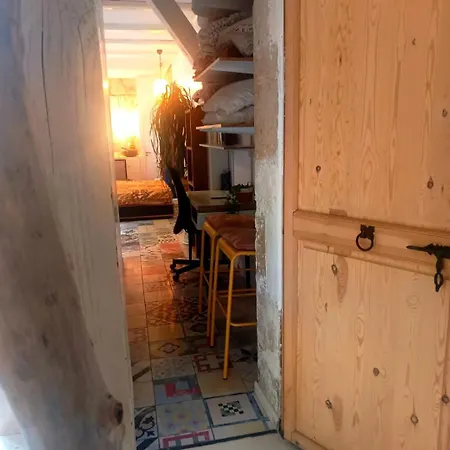 Unique 150m2 Artist Pensionat 4*