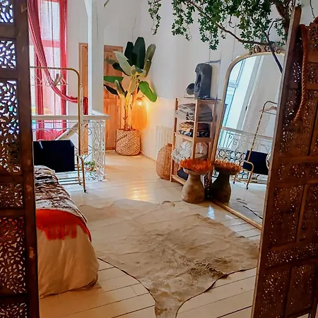 Loft D'artiste Unique - Experience Immersive